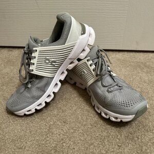Women's On Clouds Helion Cloudtec Sz 7.5